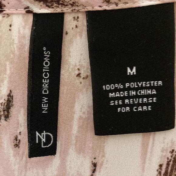 New Directions , flowy , multi pink & blush shades- beautiful blouse - Picture 3 of 4